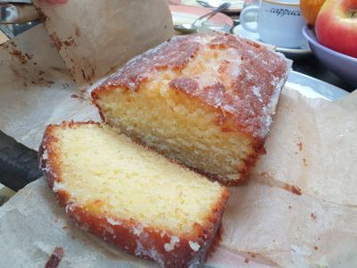 Lemony Drizzle Cake